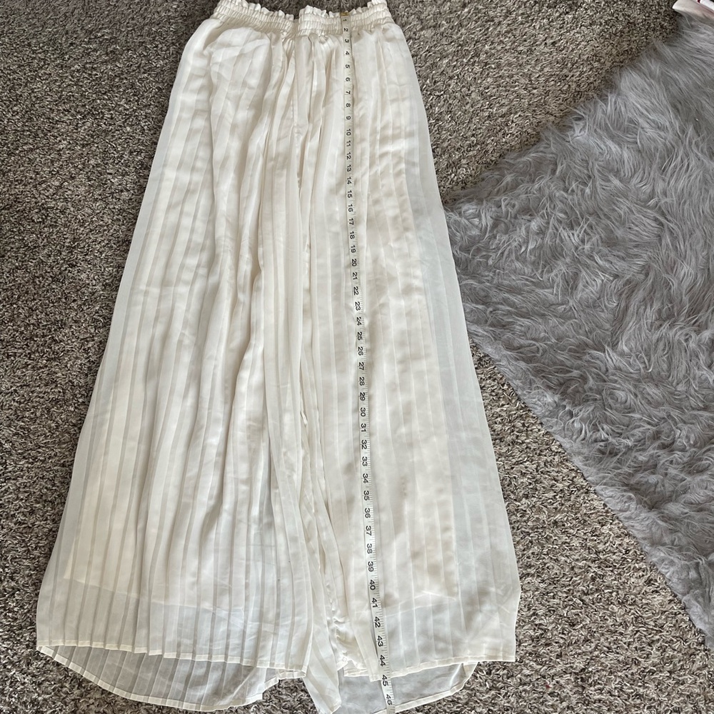 Japna Cream Pleated Extra-Wide Flowy Pants - Picture 10 of 13